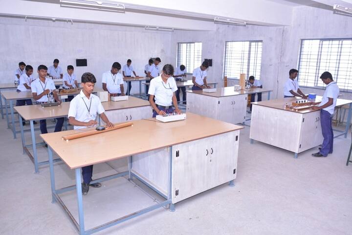 Sri S Ramasamy Naidu Memorial Polytechnic College campus in Virudhunagar, Tamil Nadu, India — photo 5