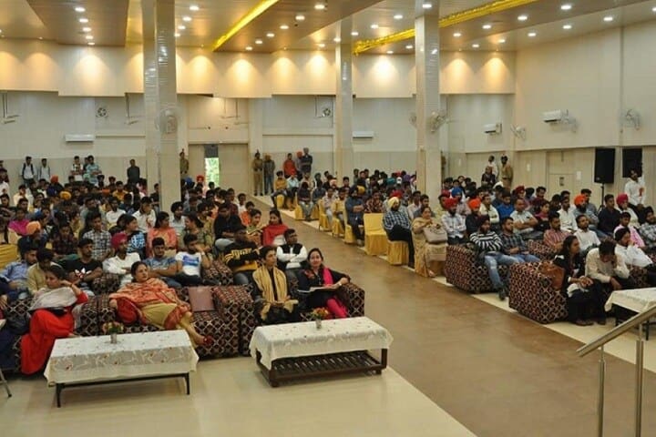Gujranwala Guru Nanak Khalsa College of Pharmacy campus in Ludhiana, Punjab, India — photo 6