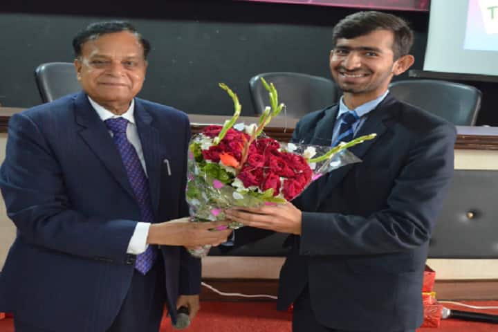 Ch Harchand Singh Group of Colleges campus in Bulandshahr, Uttar Pradesh, India — photo 6