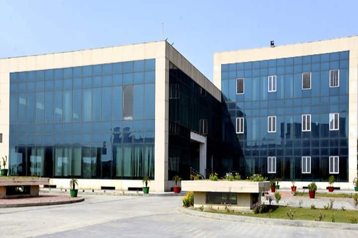 School of Law and Legal Studies campus in Jalandhar, Punjab, India — photo 1