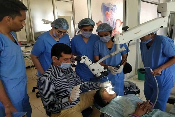 KM Shah Dental College and Hospital campus in Waghodia, Gujarat, India — photo 6