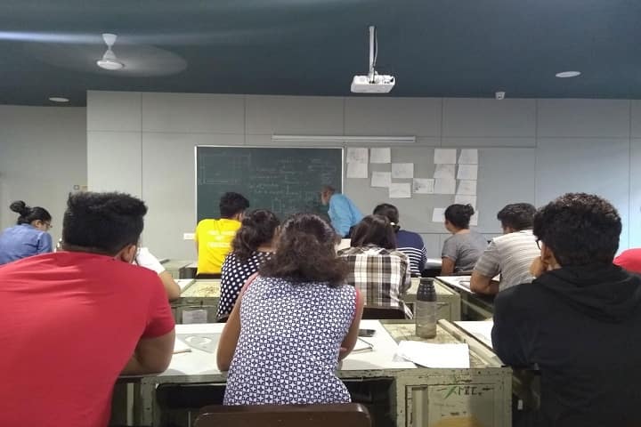 Lokmanya Tilak Institute of Architecture and Design Studies campus in Navi Mumbai, Maharashtra, India — photo 2