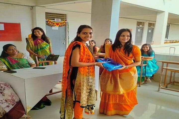 Shree Umiya KVC Nursing College campus in Ahmedabad, Gujarat, India — photo 5