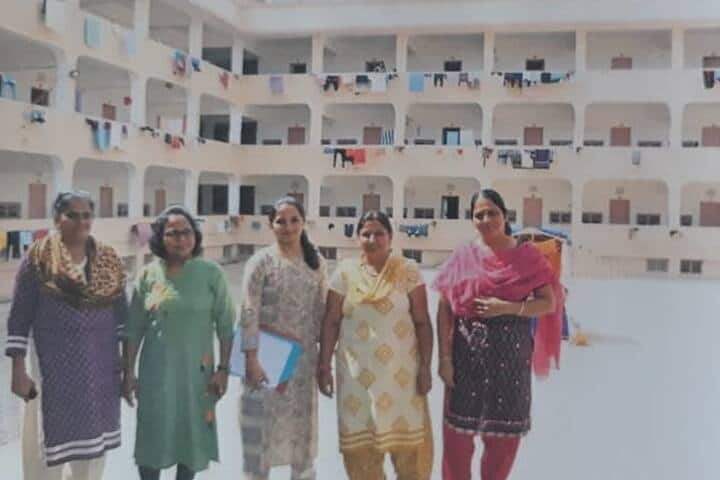Shree Umiya KVC Nursing College campus in Ahmedabad, Gujarat, India — photo 6