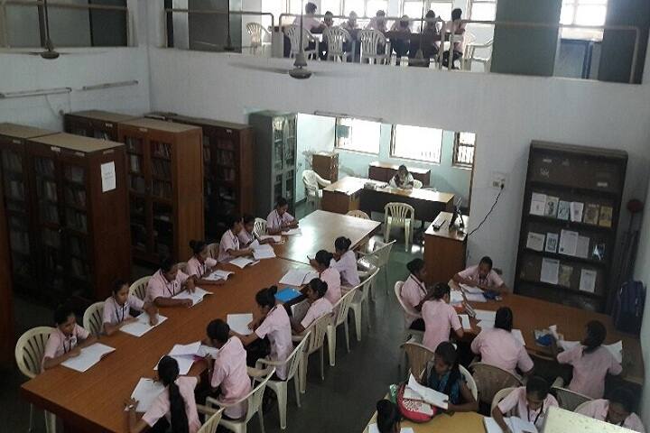 Shree Nootan Kelavni Mandal College of Nursing campus in Valsad, Gujarat, India — photo 4