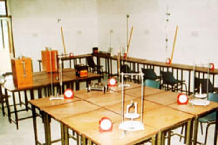 Sarla Dwivedi Vidhi Mahavidyalaya campus in Akbarpur, Uttar Pradesh, India — photo 6