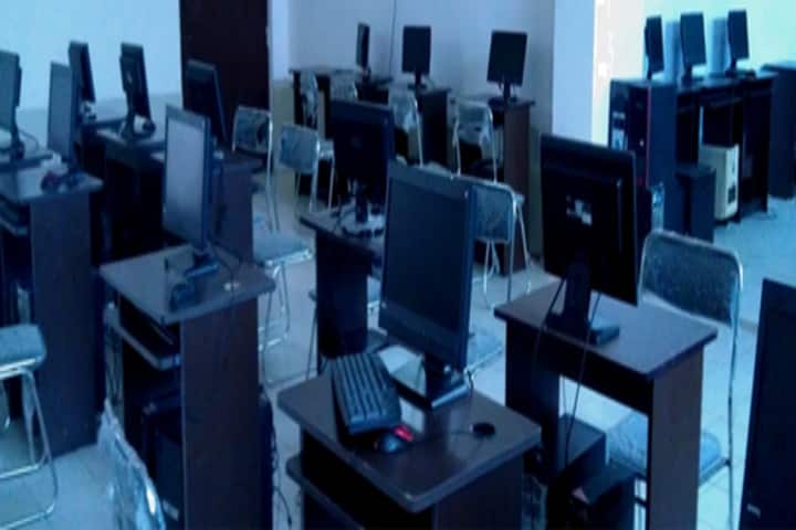 Ch Charan Singh Group of Colleges campus in Gautam Budh Nagar, Uttar Pradesh, India — photo 4