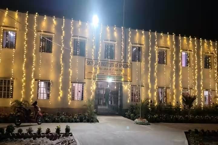 Skylark Institute of Nursing campus in Howrah, West Bengal, India — photo 1