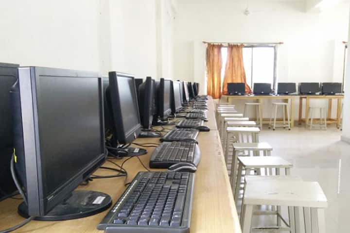 Saraswathy Law College campus in Tindivanam, Tamil Nadu, India — photo 4