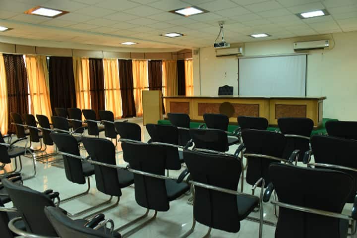 Sant Vivekanand College of Law and Higher Studies campus in Ghaziabad, Uttar Pradesh, India — photo 2