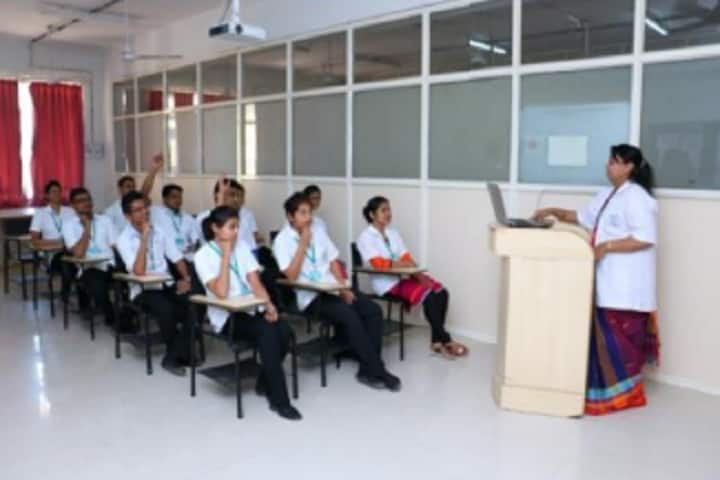 Sinhgad College of Nursing campus in Pune, Maharashtra, India — photo 2