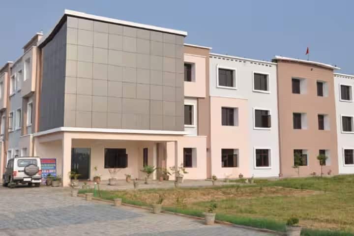 Singha Nursing College campus in Jalandhar, Punjab, India — photo 1