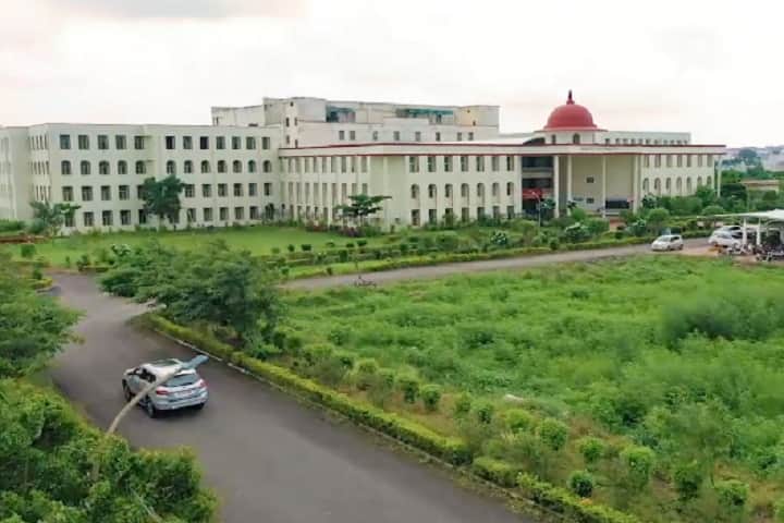 Oriental School of Law campus in Indore, Madhya Pradesh, India — photo 2