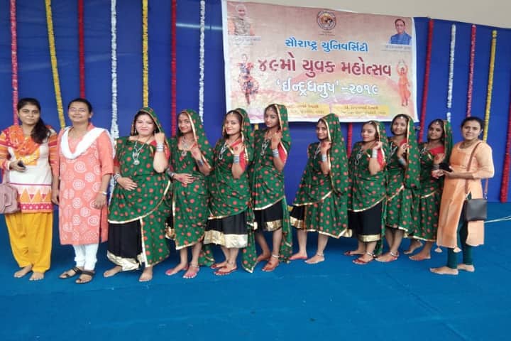 Shree Matrumandir Group of College campus in Rajkot, Gujarat, India — photo 2