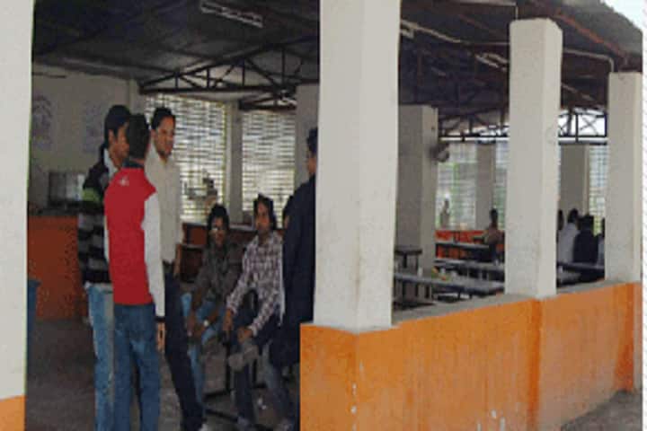 Sanjivnie Group of Educational Institution campus in Bahraich, Uttar Pradesh, India — photo 3