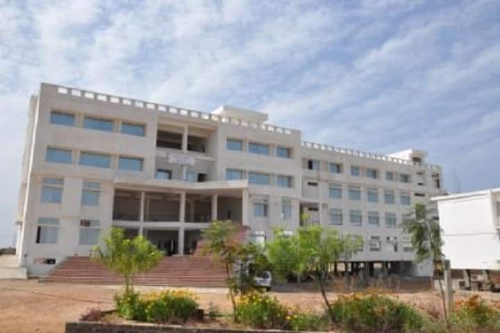 Divine International Group of Institutions campus in Gwalior, Madhya Pradesh, India — photo 1