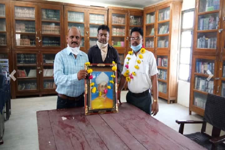 Pt Motilal Nehru Vidhi Mahavidyalaya campus in Chhatarpur, Madhya Pradesh, India — photo 2