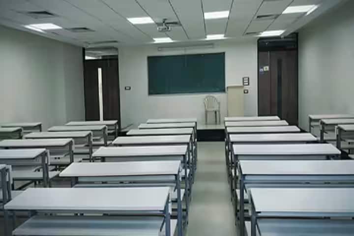 MKES College of Law campus in Mumbai, Maharashtra, India — photo 4