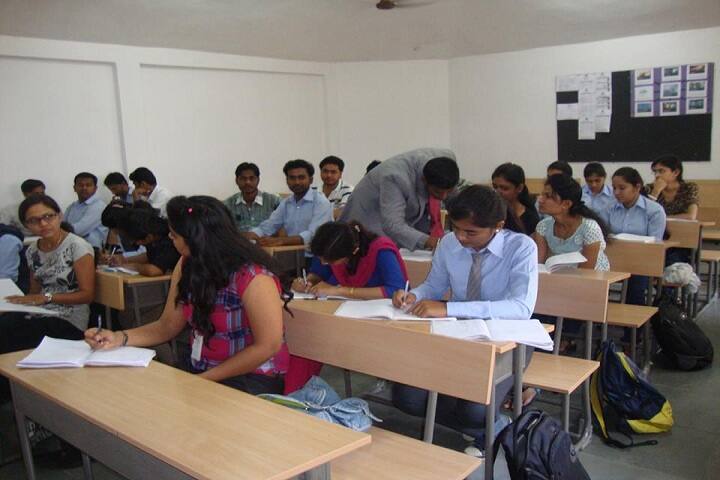 Mahatma Gandhi Mission Institute of Management campus in Aurangabad, Maharashtra, India — photo 4