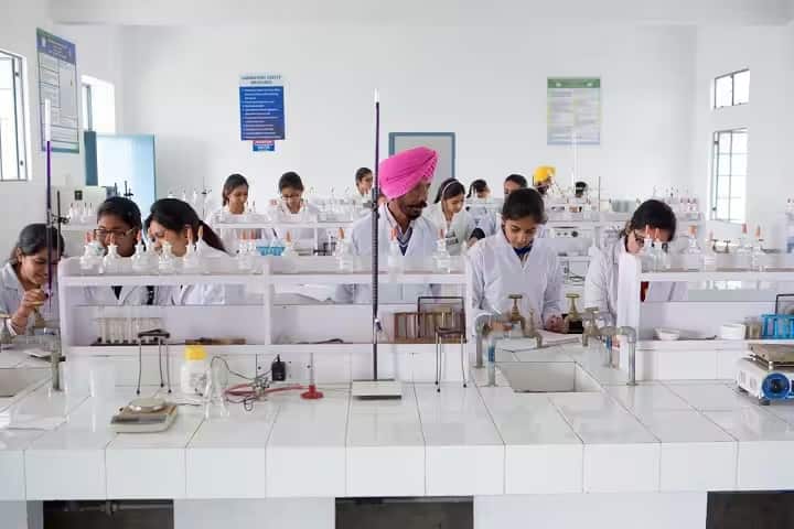 GHG Khalsa College campus in Ludhiana, Punjab, India — photo 5