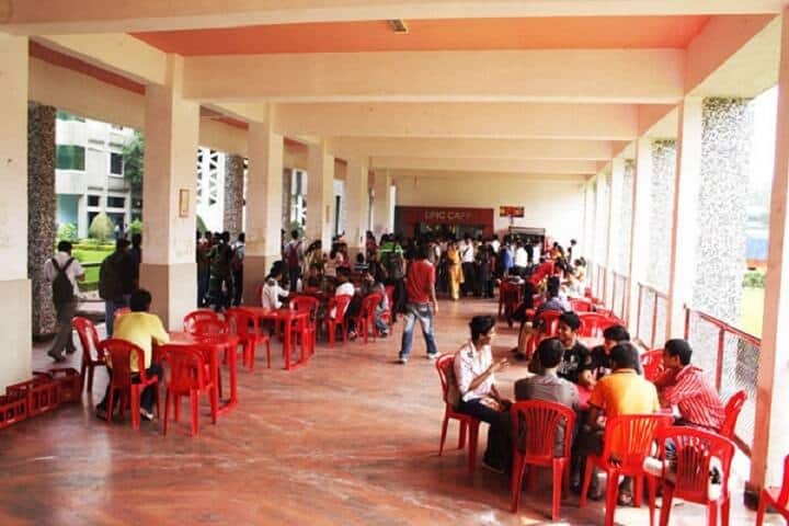 Pillai Institute of Management Studies and Research campus in Navi Mumbai, Maharashtra, India — photo 2