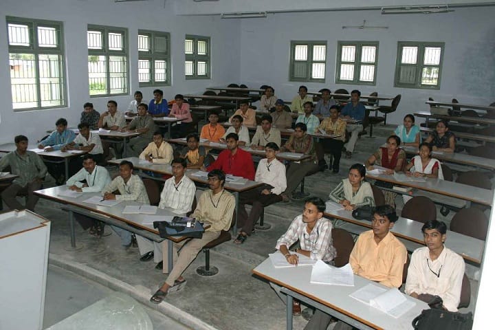 SV Institute of Management campus in Mehsana, Gujarat, India — photo 4