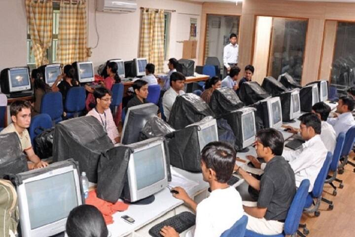 SV Institute of Management campus in Mehsana, Gujarat, India — photo 6