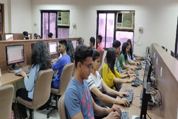 Faculty of Computer Applications and Information Technology campus in Ahmedabad, Gujarat, India — photo 4