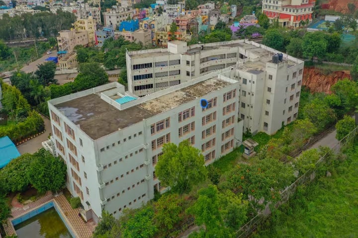 Sapthagiri College of Nursing campus in Bengaluru, Karnataka, India — photo 1