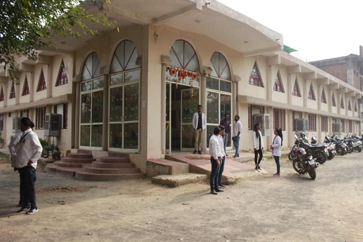 Vasundhara Raje Homeopathic Medical College and Hospital campus in Gwalior, Madhya Pradesh, India — photo 2