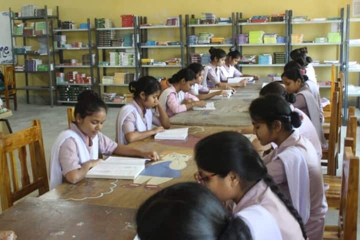 Santiniketan Sebaniketan Nursing Institute campus in Birbhum, West Bengal, India — photo 2