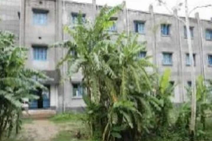 Mahishadal Raj College campus in Medinipur, West Bengal, India — photo 5