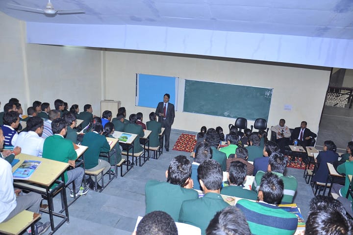 Himalayan Group of Institute campus in Bagpat, Uttar Pradesh, India — photo 2