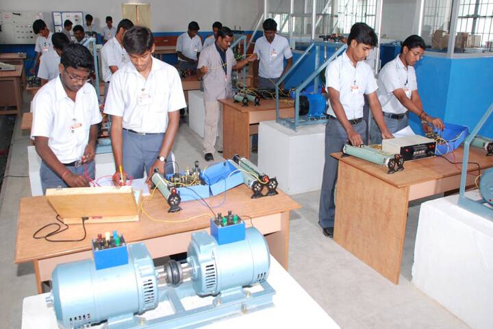 Sri Rajiv Gandhi Polytechnic College campus in Erode, Tamil Nadu, India — photo 5