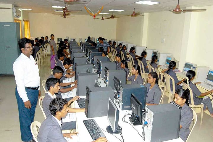 Sri Manakula Vinayagar Polytechnic College campus in Puducherry, India — photo 3