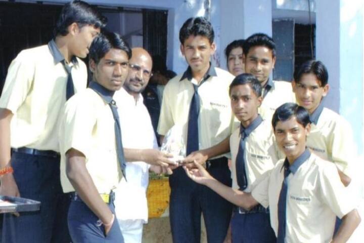 Radha Mahavidyalaya campus in Nagpur, Maharashtra, India — photo 6