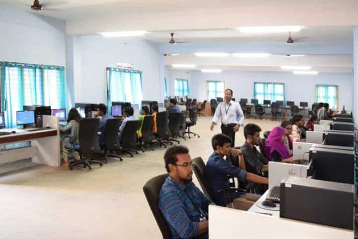 JK College of Architecture campus in Dindigul, Tamil Nadu, India — photo 3