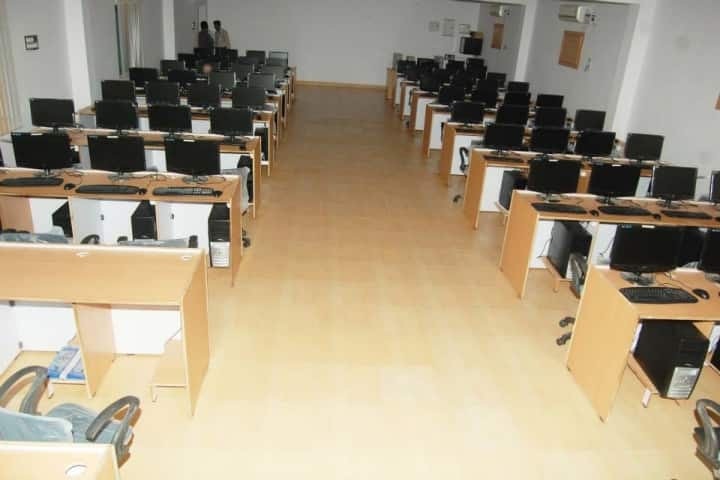 Swamy Vivekananda Polytechnic campus in Vizianagaram, Andhra Pradesh, India — photo 4