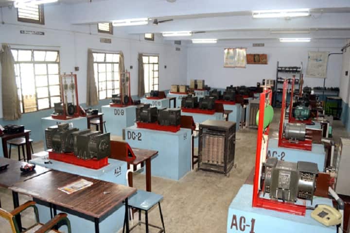 Swamy Abedhanandha Polytechnic College campus in Tiruvannamalai, Tamil Nadu, India — photo 6