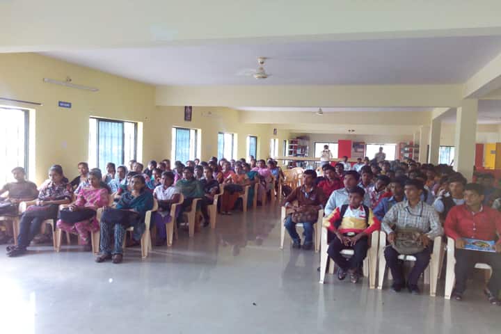 Swami Vivekanand Institute of Polytechnic campus in Latur, Maharashtra, India — photo 2