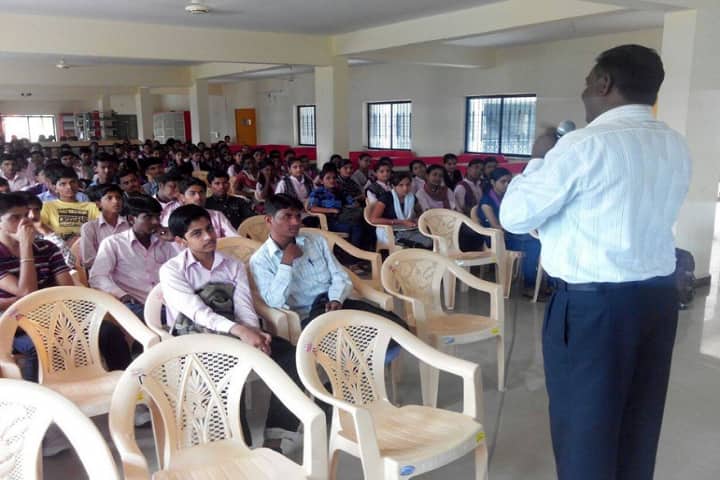 Swami Vivekanand Institute of Polytechnic campus in Latur, Maharashtra, India — photo 4