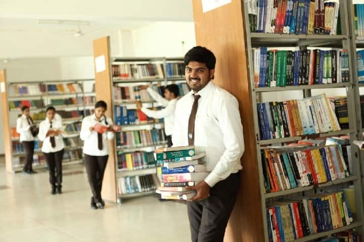 SVS Polytechnic campus in Meerut, Uttar Pradesh, India — photo 2