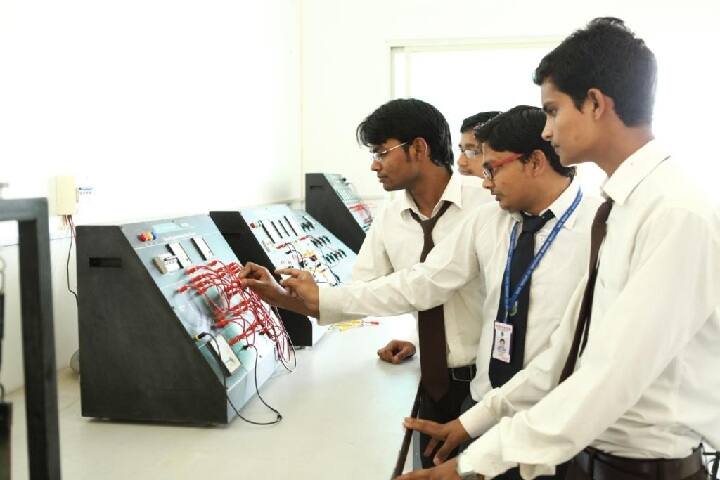 SVS Polytechnic campus in Meerut, Uttar Pradesh, India — photo 4