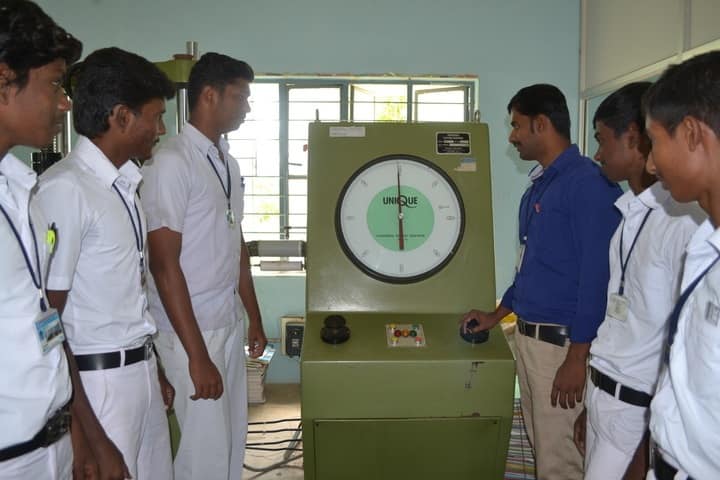 Sudharshana Polytechnic College campus in Tiruchirappalli, Tamil Nadu, India — photo 5