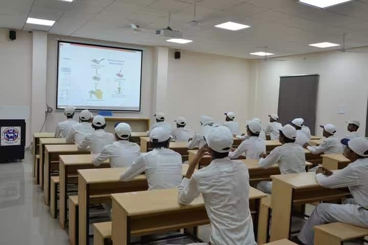 College of Dairy Science campus in Amreli, Gujarat, India — photo 3