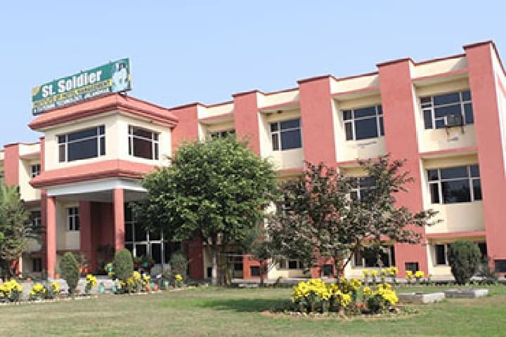 St Soldier Institute of Pharmacy and Polytechnic campus in Jalandhar, Punjab, India — photo 2