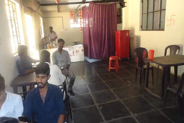 RL Law College campus in Davangere, Karnataka, India — photo 5