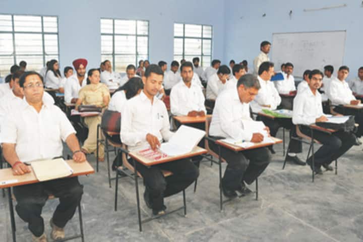 Reliable Institute of Law campus in Ghaziabad, Uttar Pradesh, India — photo 3