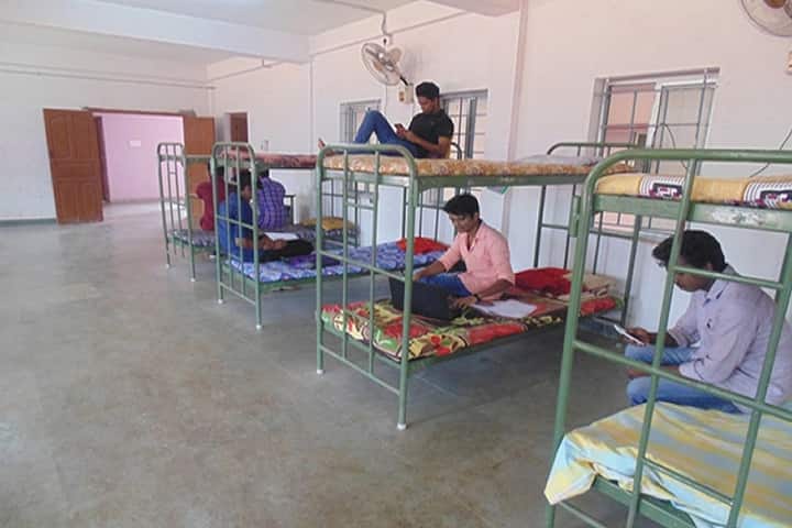 St Joseph Polytechnic College campus in Coimbatore, Tamil Nadu, India — photo 2