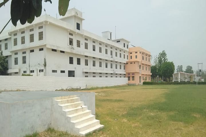 SS Bapu Institute of Polytechnic College campus in Ballia, Uttar Pradesh, India — photo 1